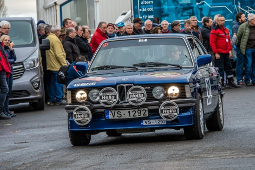 BMW 320 lors du rallye Monte-Carlo Historique