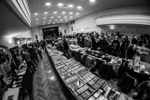 Bourse aux disques lors de la 24e Convention Rock n'Metal